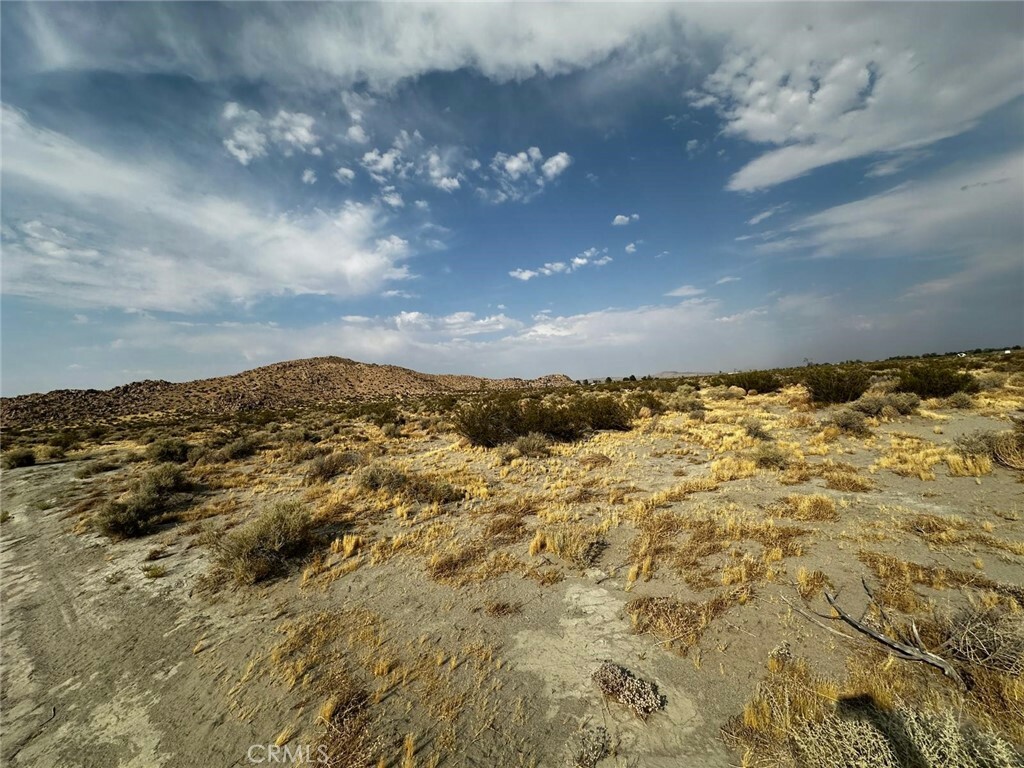 Property Photo: 1 St Anthony Avenue CA 92301
