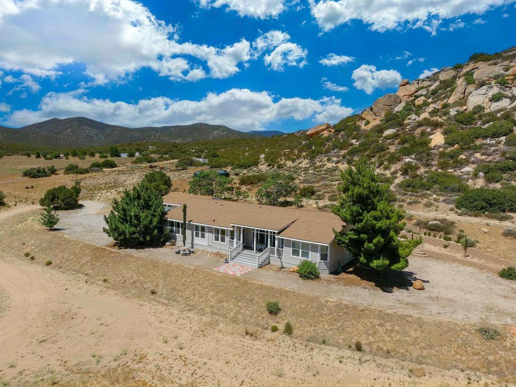 36748 Parrot Mountain Road  Ranchita CA 92066 photo