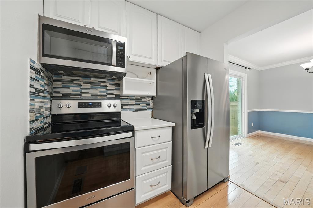 Property Photo: 811 Wendevy Court MO 63011