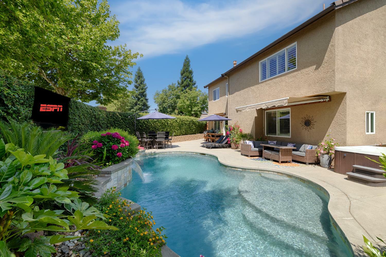 Property Photo:  1636 Roadrunner Drive  CA 95747 
