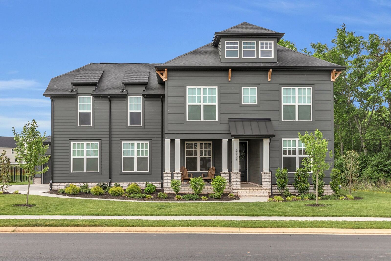 Property Photo:  5509 Bridgemore Blvd  TN 37129 