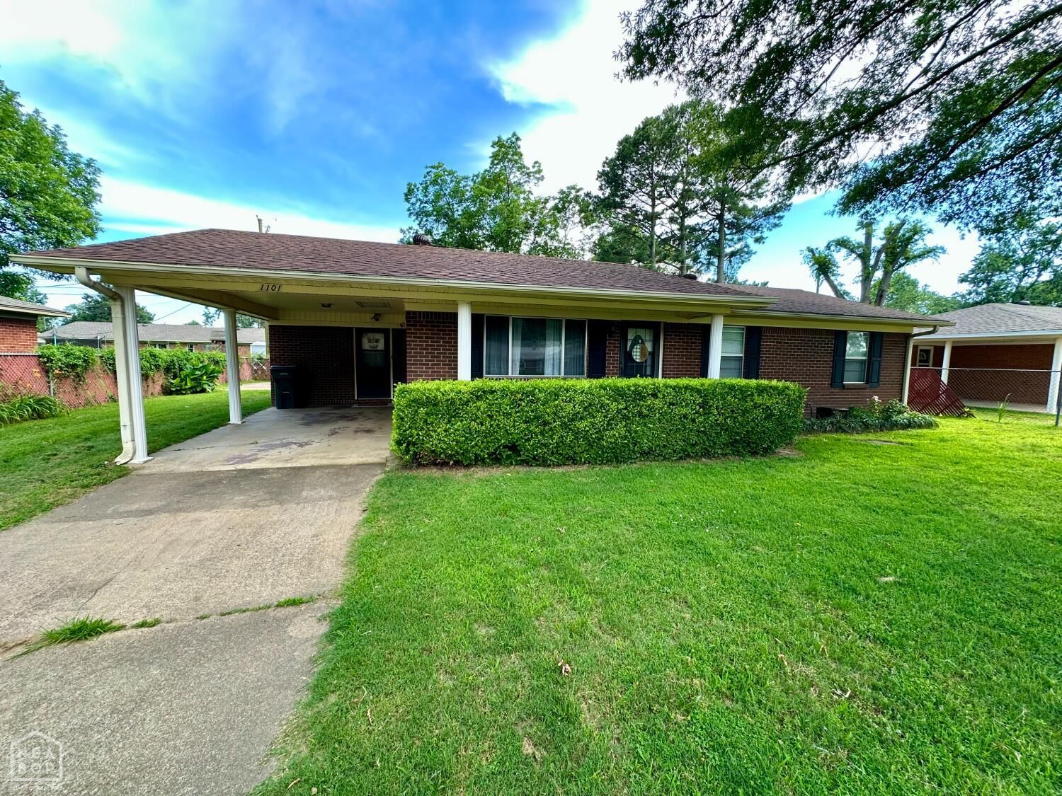 Property Photo: 1101 Dealyn Street AR 72437