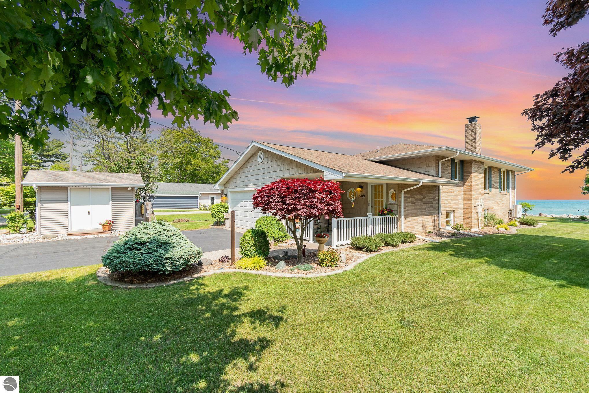 Property Photo: 589 Pine Lane MI 48730