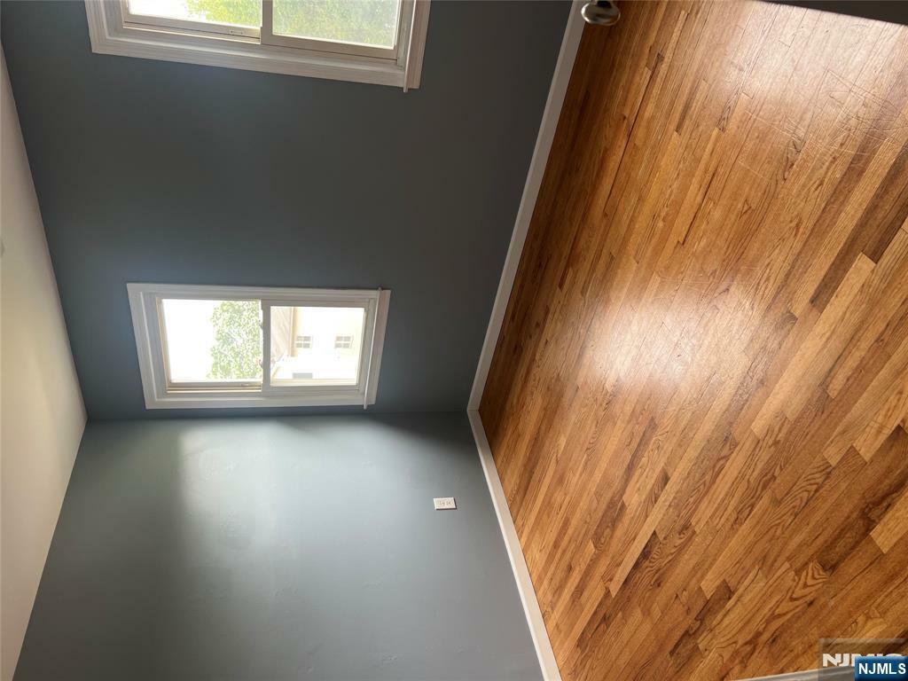Property Photo:  81 Garden Drive #2  NJ 07407 