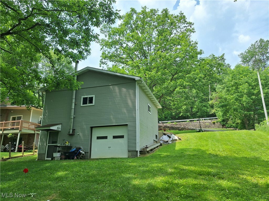 Property Photo:  47033 Tomahawk Drive  OH 44441 