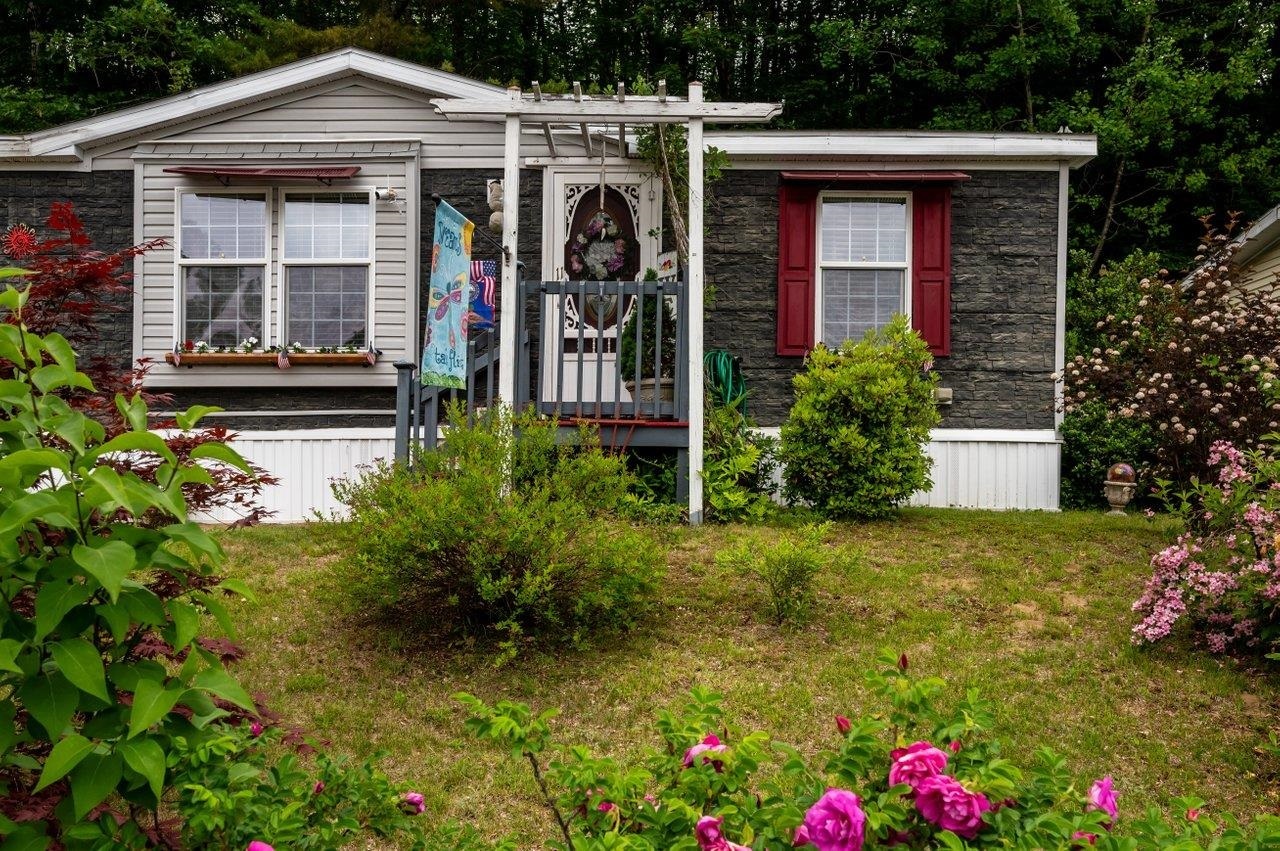 Property Photo: 11 Trail Street NH 03235
