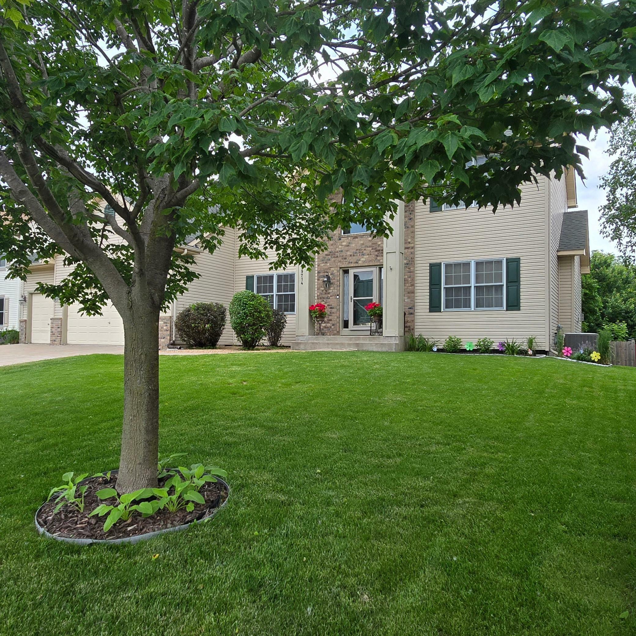 Property Photo: 9714 Hillside Trail S MN 55016