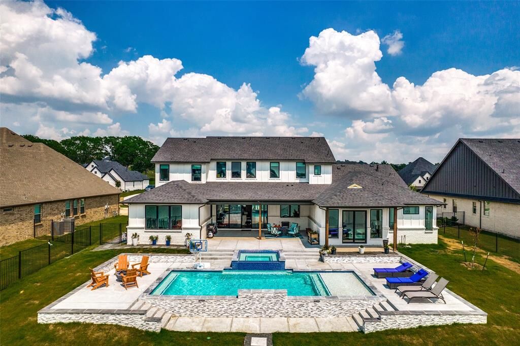 Property Photo:  12531 Palmer Drive  TX 76179 