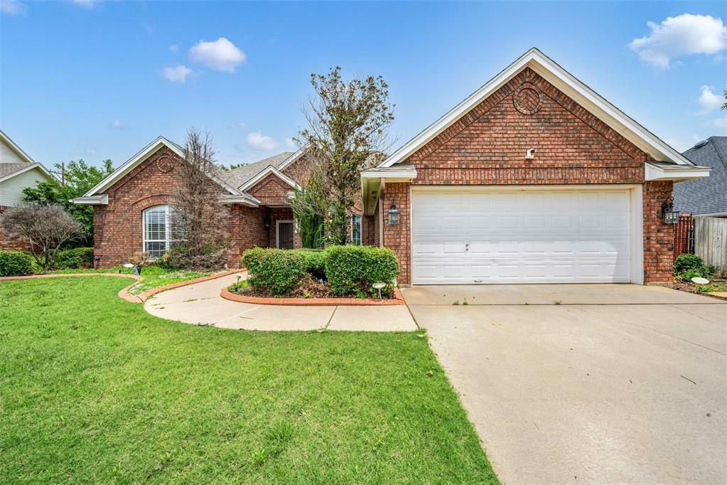 Property Photo: 817 NW 76th Street OK 73505