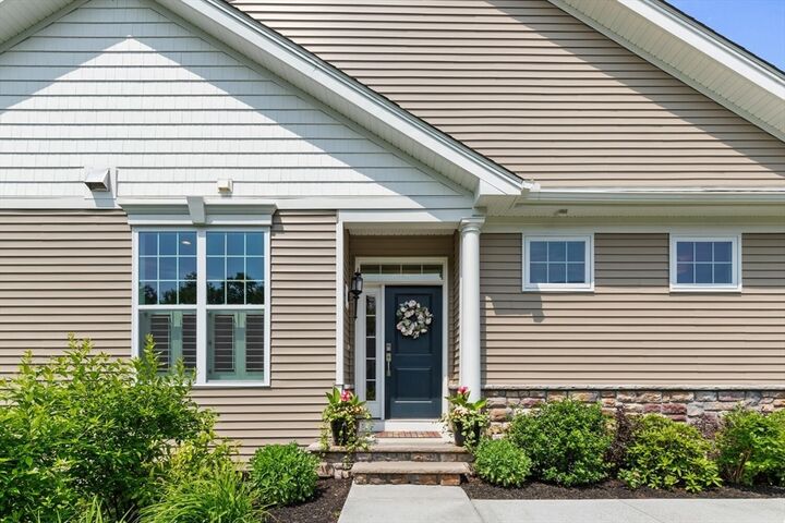 Property Photo: 109 Phoebe St 109 MA 01844