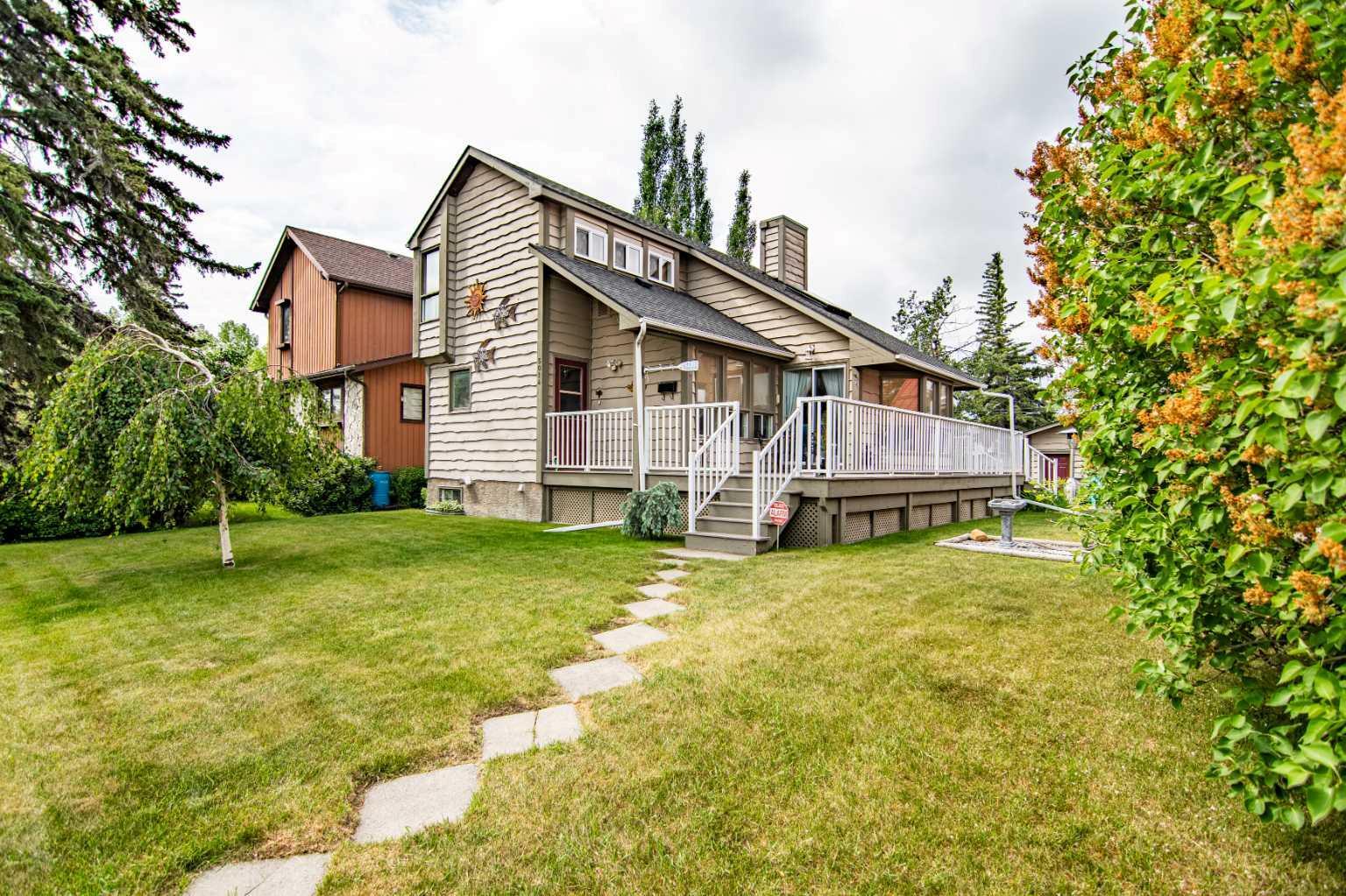 5014 43 Street  Sylvan Lake AB T4S 1C1 photo