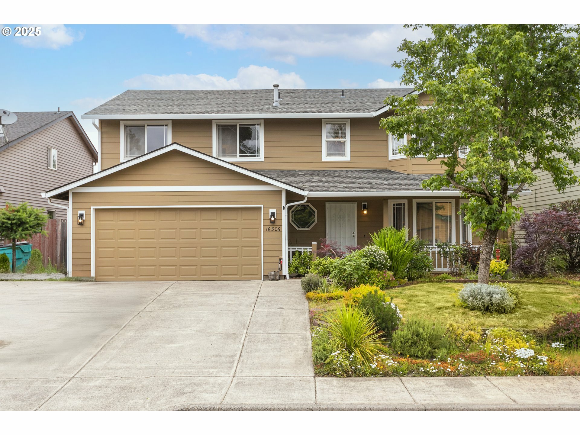 Property Photo: 16506 NE 13th St WA 98684