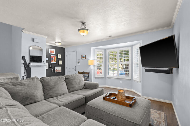 Property Photo:  176 Geneva Drive  UT 84049 