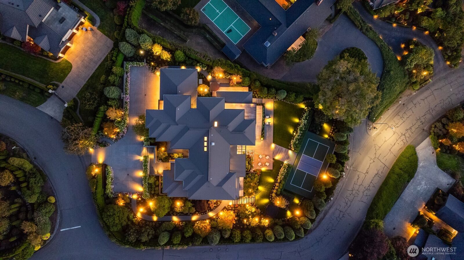 Property Photo:  9001 NE 14th Street  WA 98004 