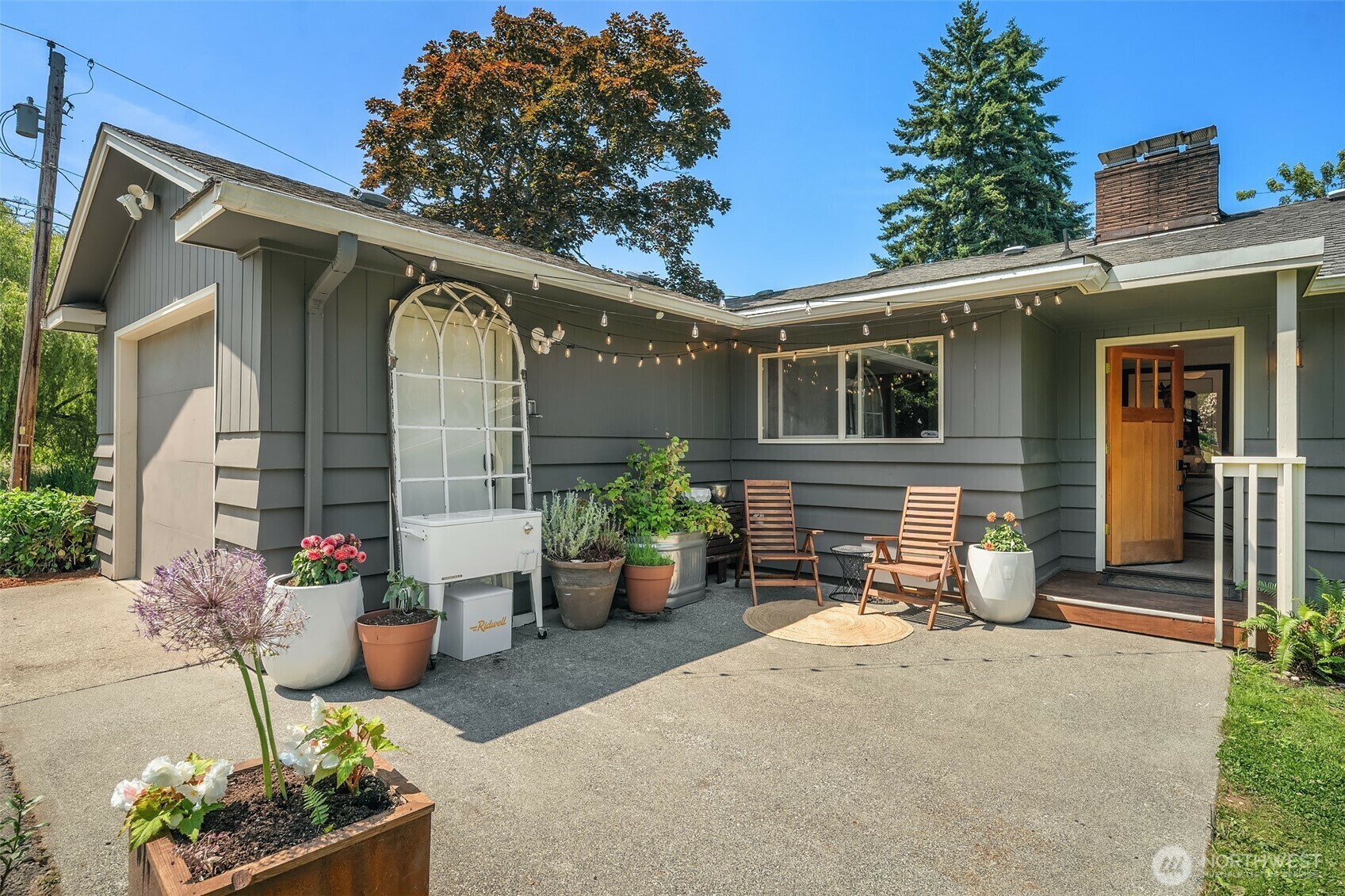 Property Photo: 16305 Crescent Drive SW WA 98070