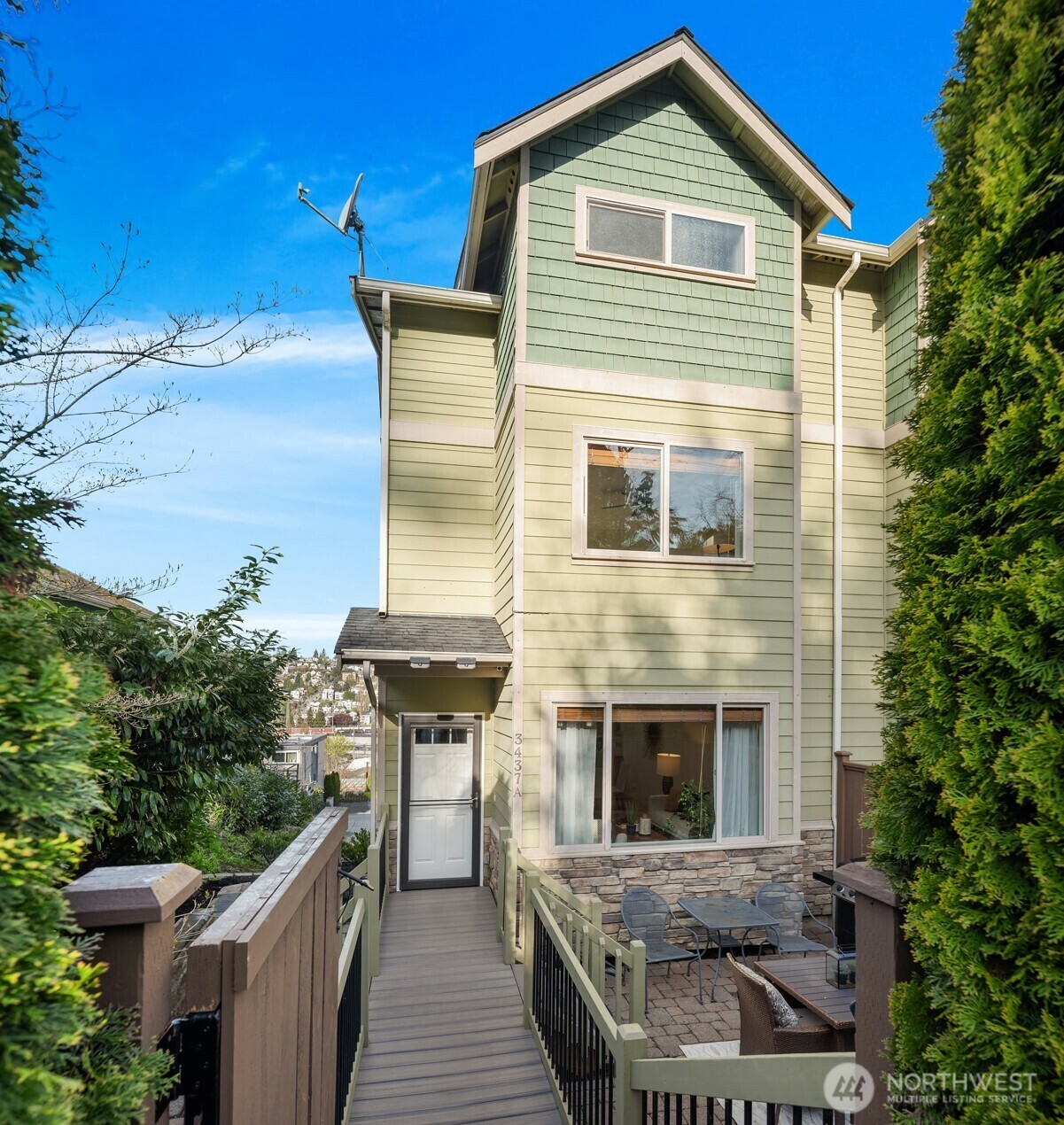 Property Photo: 3437 14th Avenue W A WA 98119