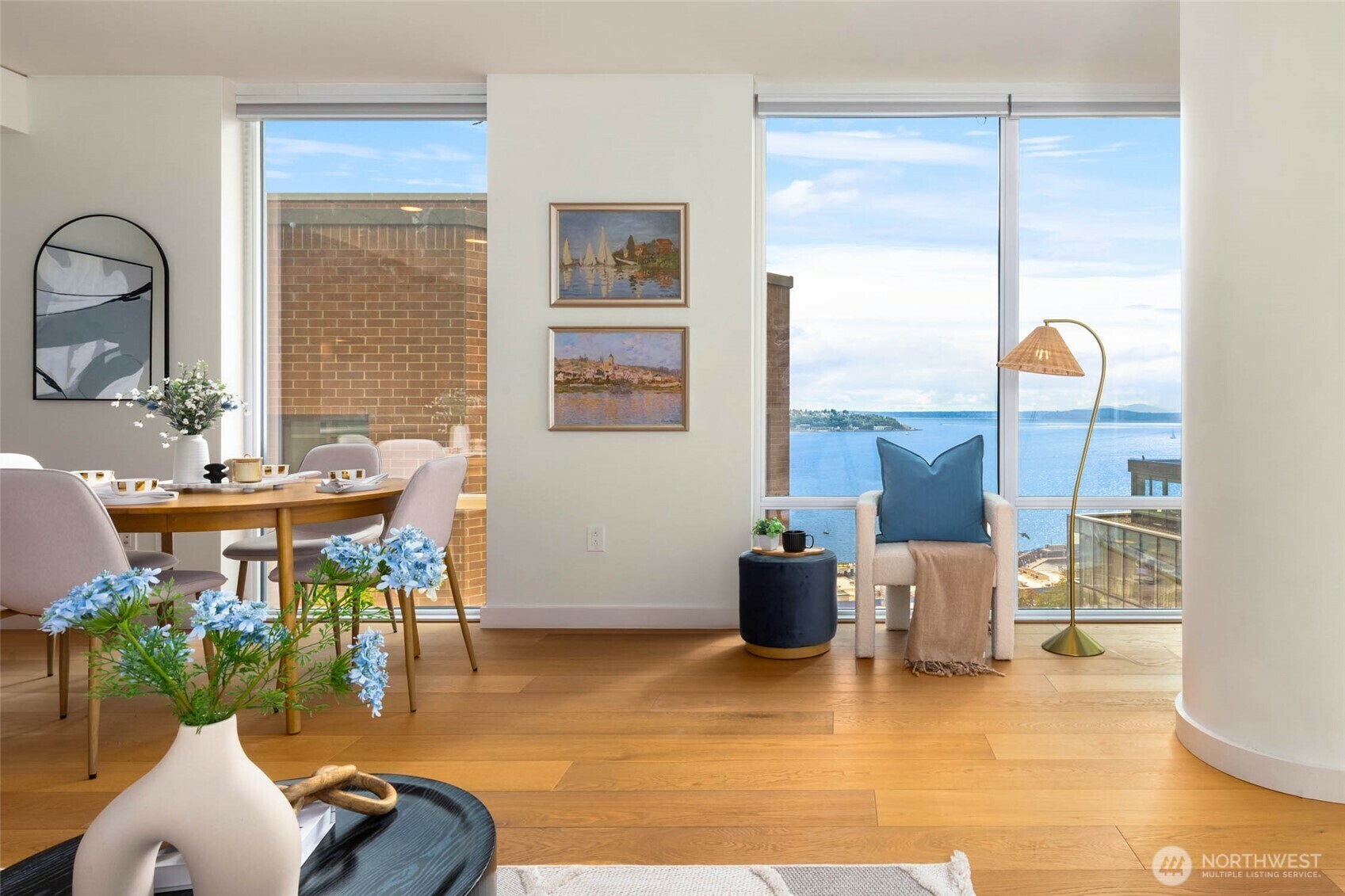 Property Photo:  121  Stewart St 1407  WA 98101 