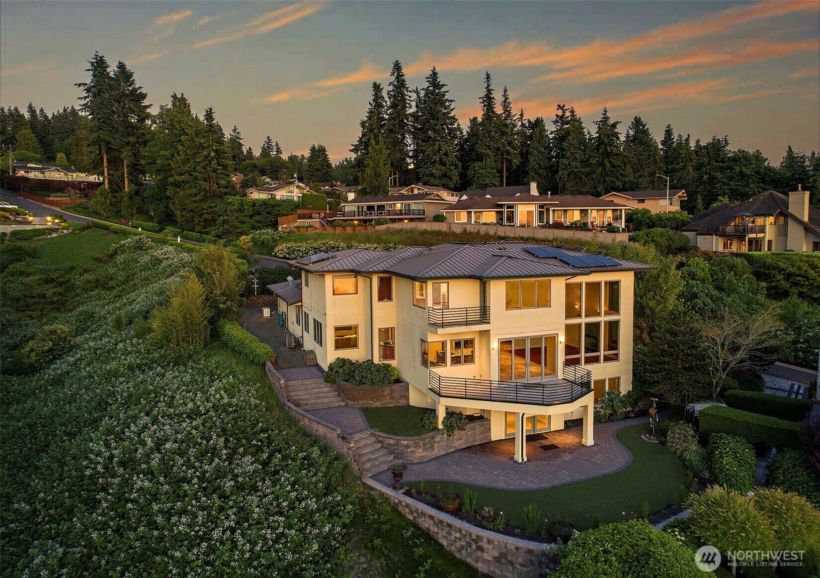 7212  164th Street SW  Edmonds WA 98026 photo