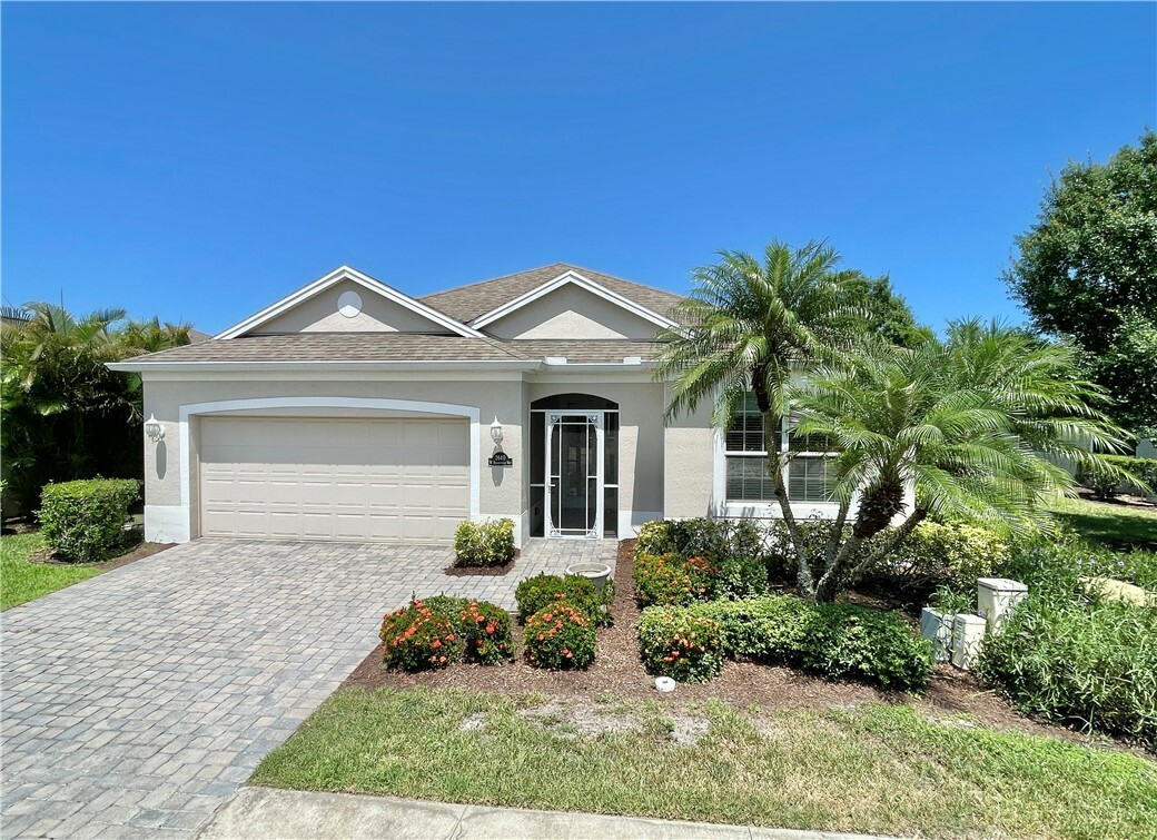 Property Photo:  2640 W Brookfield Way  FL 32966 