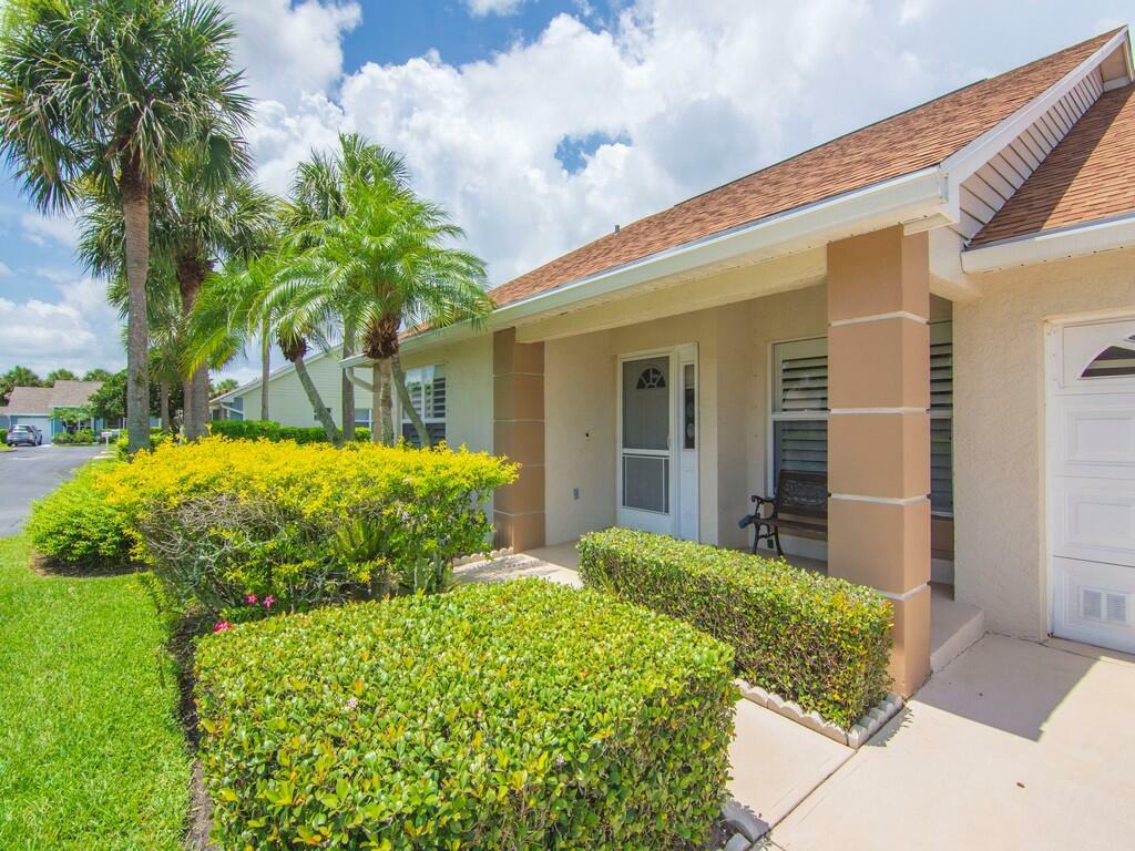Property Photo: 326 NW Tuscany Court FL 34986