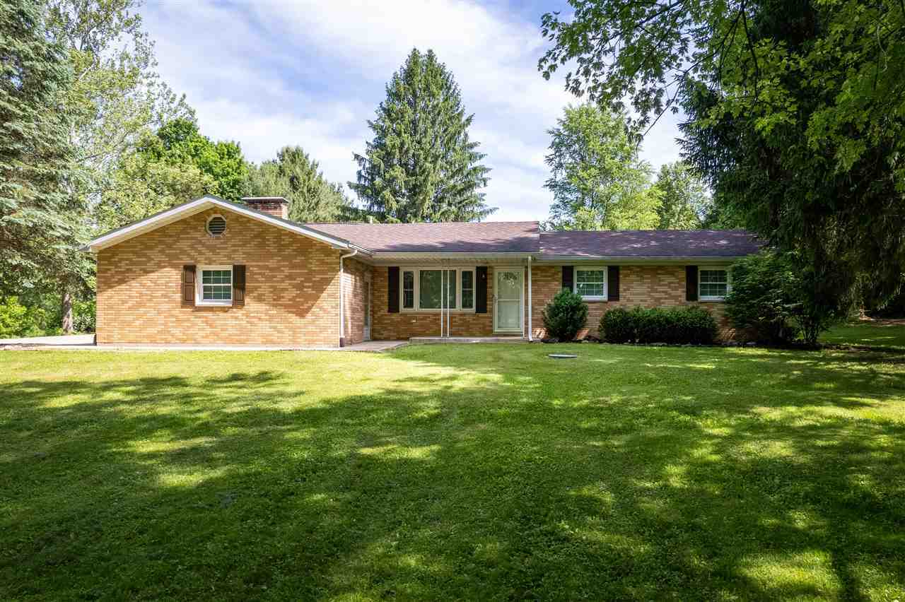 Property Photo: 1472 Heinbaugh Road IN 47374