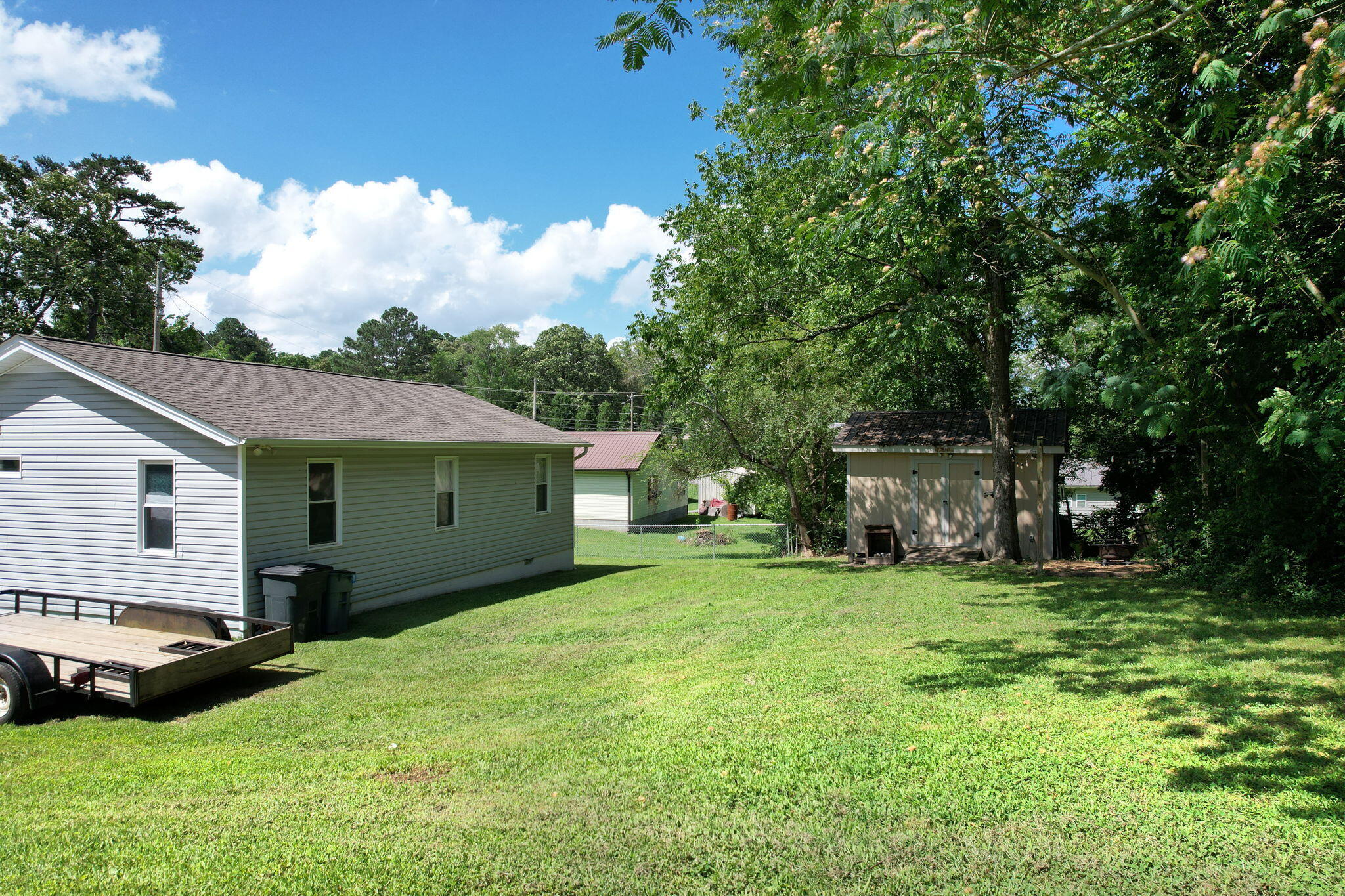 Property Photo: 315 Gilliland Road SE TN 37311