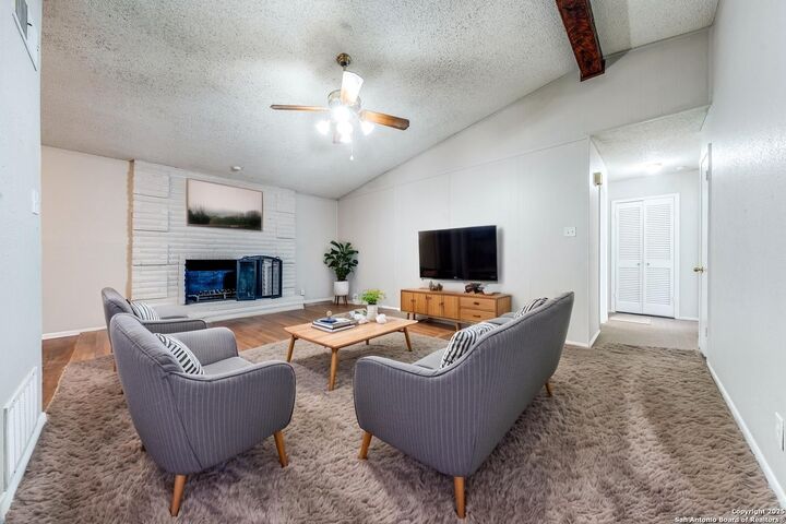 Property Photo:  12015 El Sendero  TX 78233 