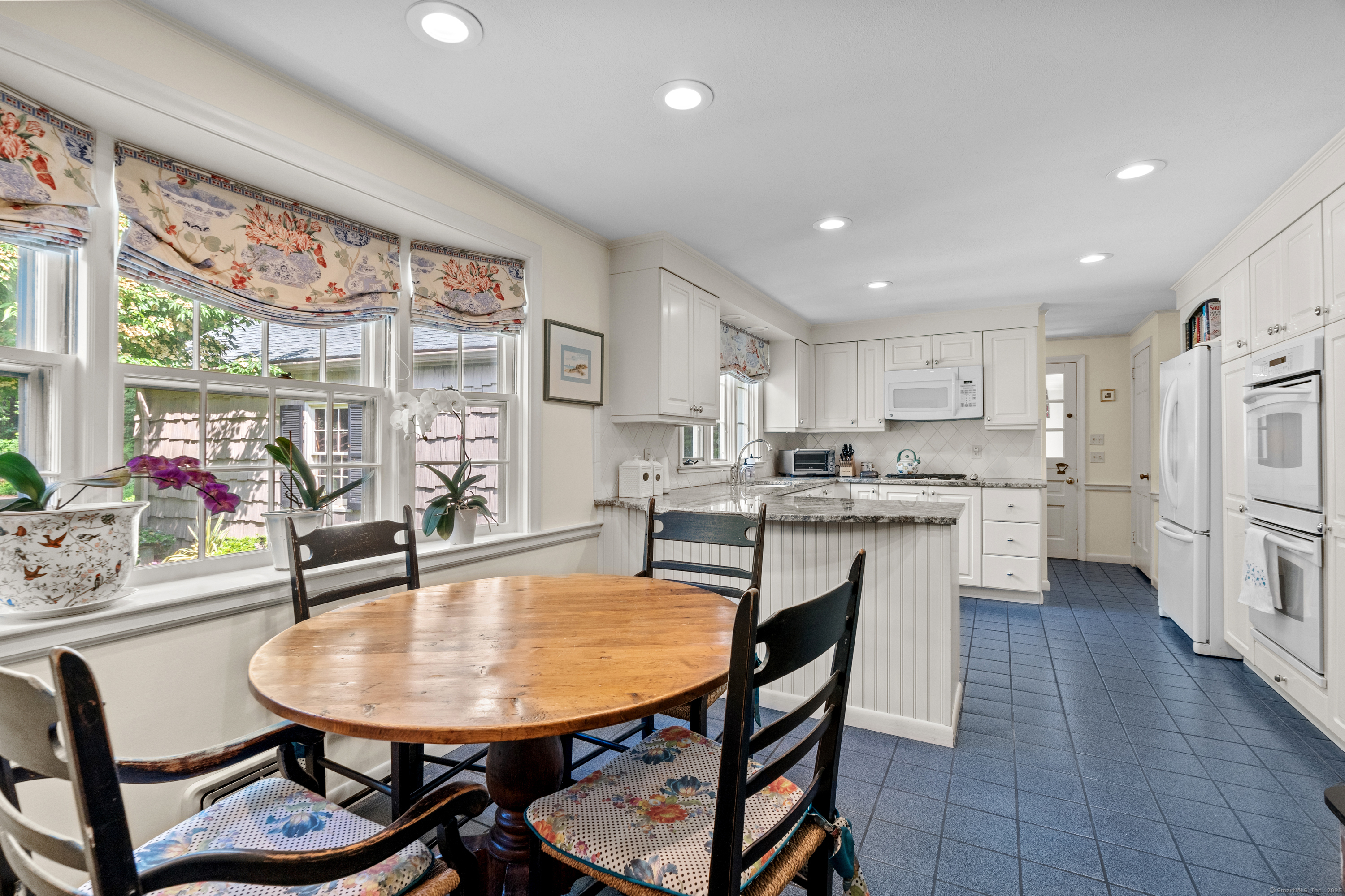 Property Photo: 20 Flagstad Road CT 06107