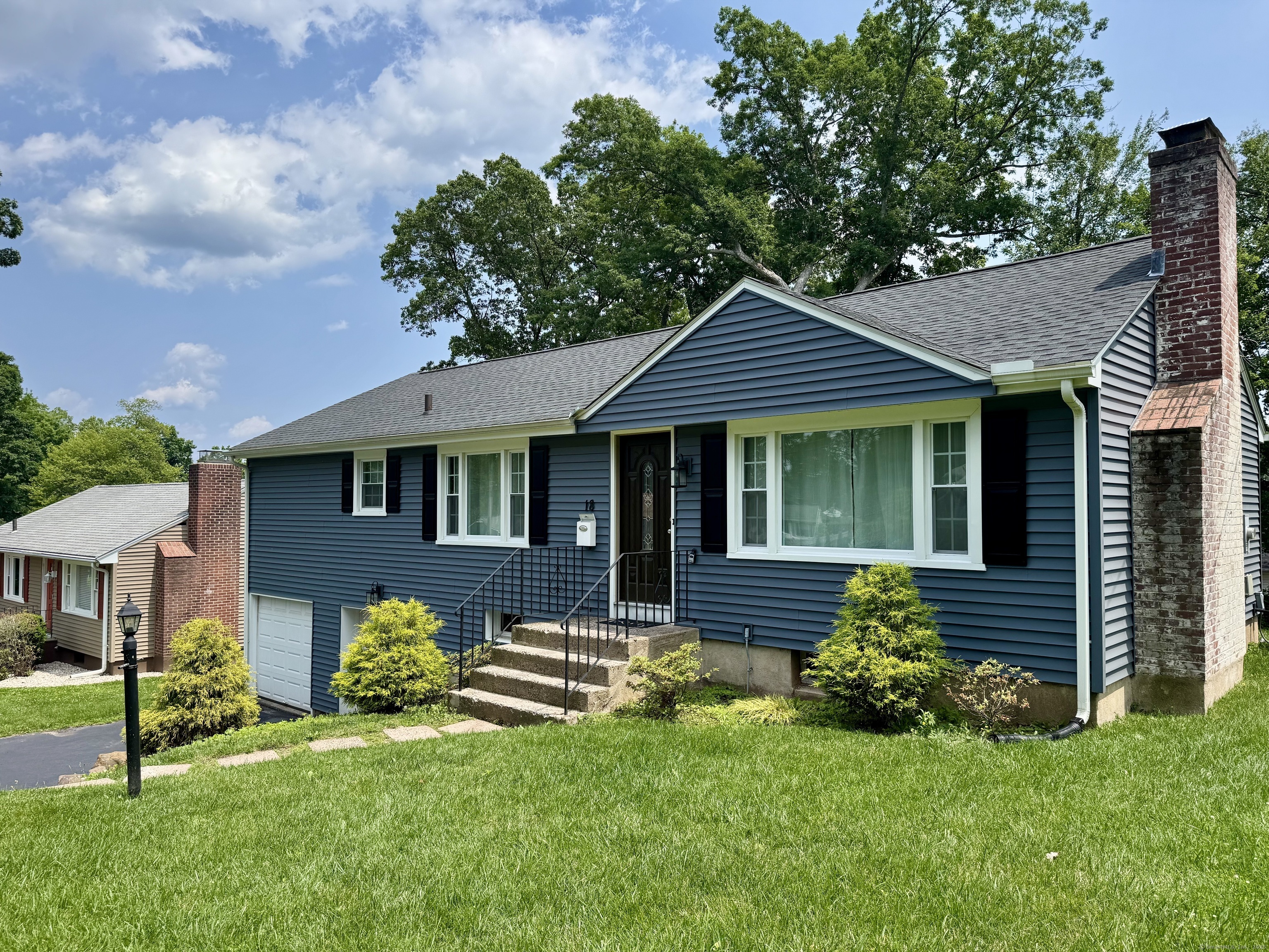 Property Photo: 18 Dogwood Road CT 06109