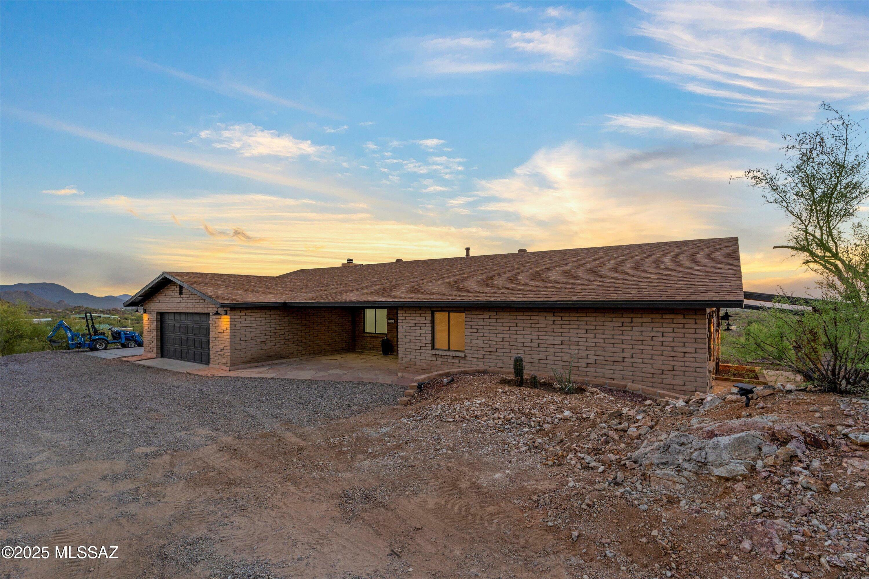 Property Photo: 5375 S Gila Avenue AZ 85746