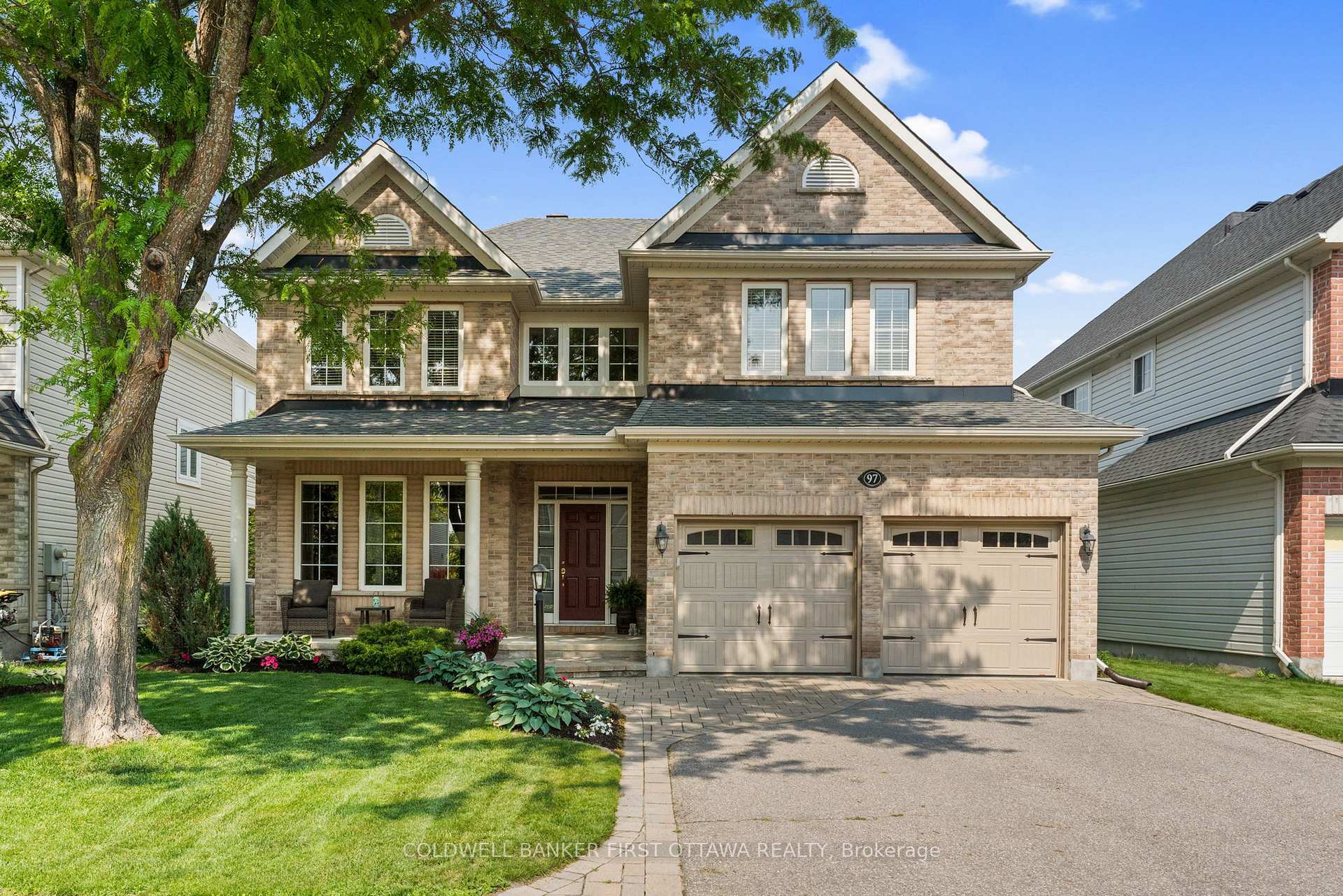 Property Photo: 97 Blackshire Circle ON K2J 5M3