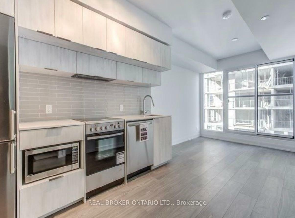 Property Photo: 181 Dundas Street E 2815 ON M5A 0N5