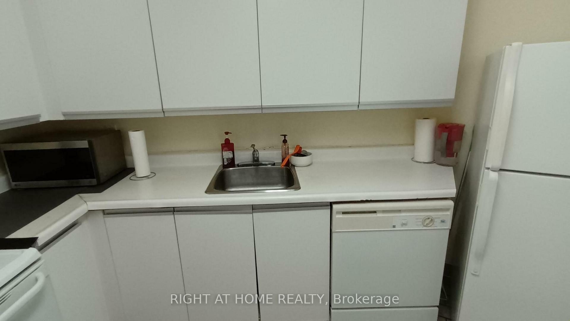 Property Photo: 260 Queens Quay Boulevard W 1203 ON M5J 2N3
