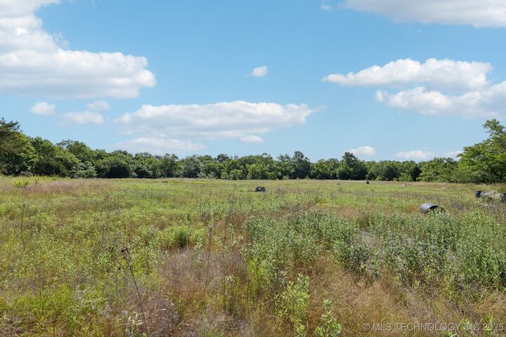 Property Photo:  16800 E 11th Street  OK 74108 