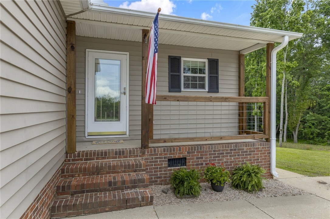 Property Photo: 1330 Grove Road SC 29621