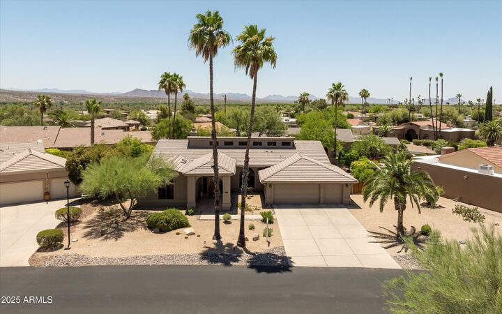 Property Photo: 25821 N Bolero Bend AZ 85263