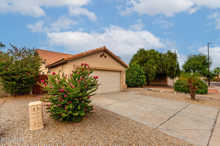 Property Photo:  244 N Rock Street  AZ 85234 