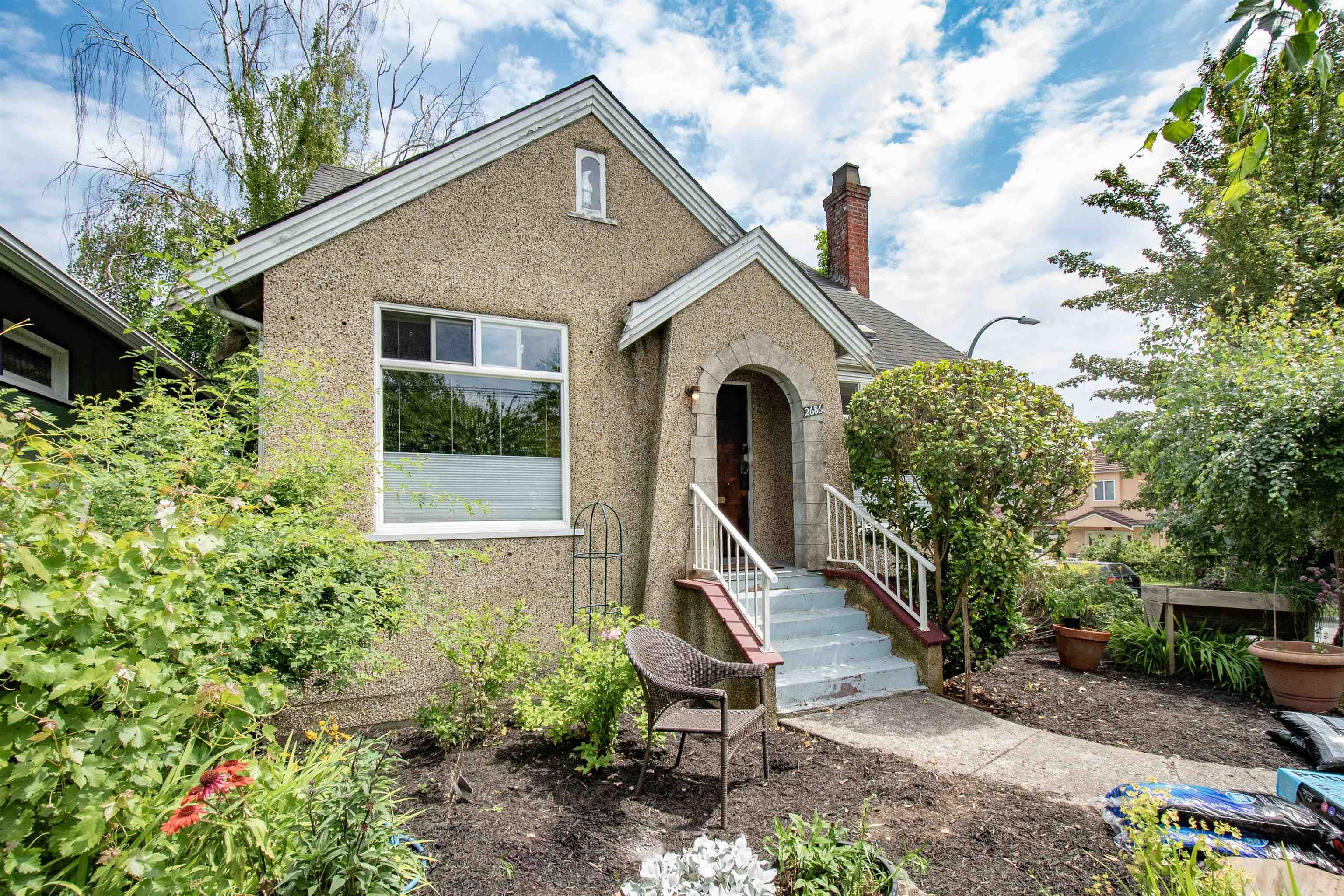 Property Photo: 2686 Nanaimo Street BC V5N 5E7