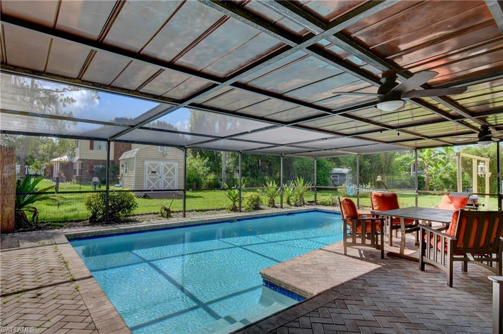 Property Photo: 7700 Deni Dr FL 33917