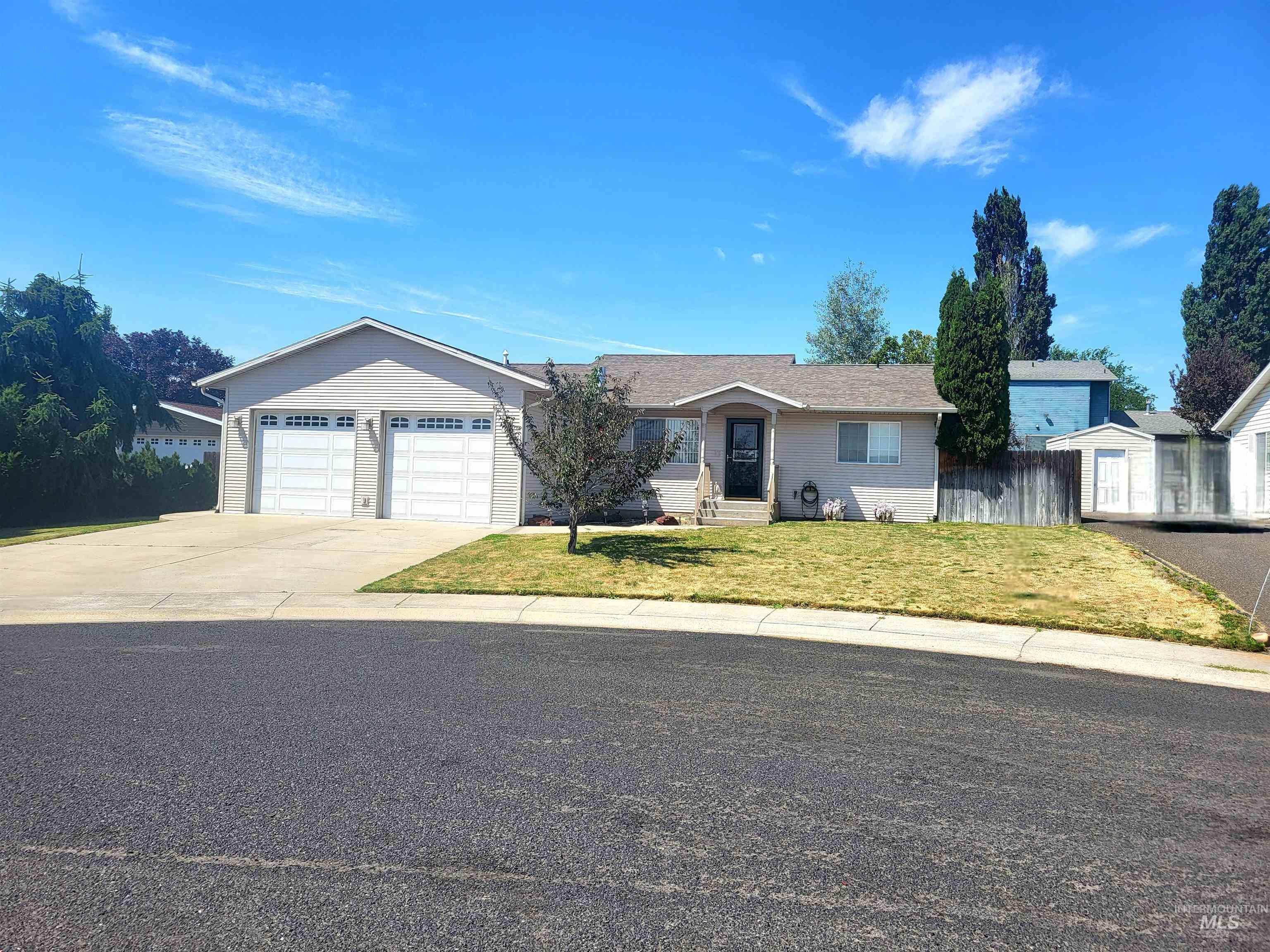 Property Photo: 1923 Birch Drive ID 83501
