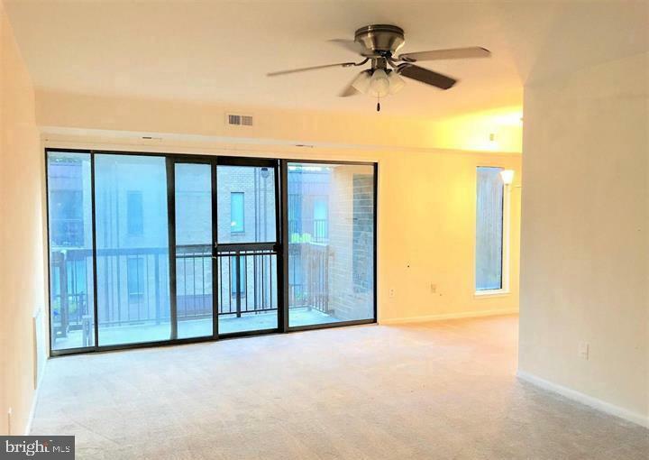 Property Photo: 7598 Gales Court 203 VA 20109