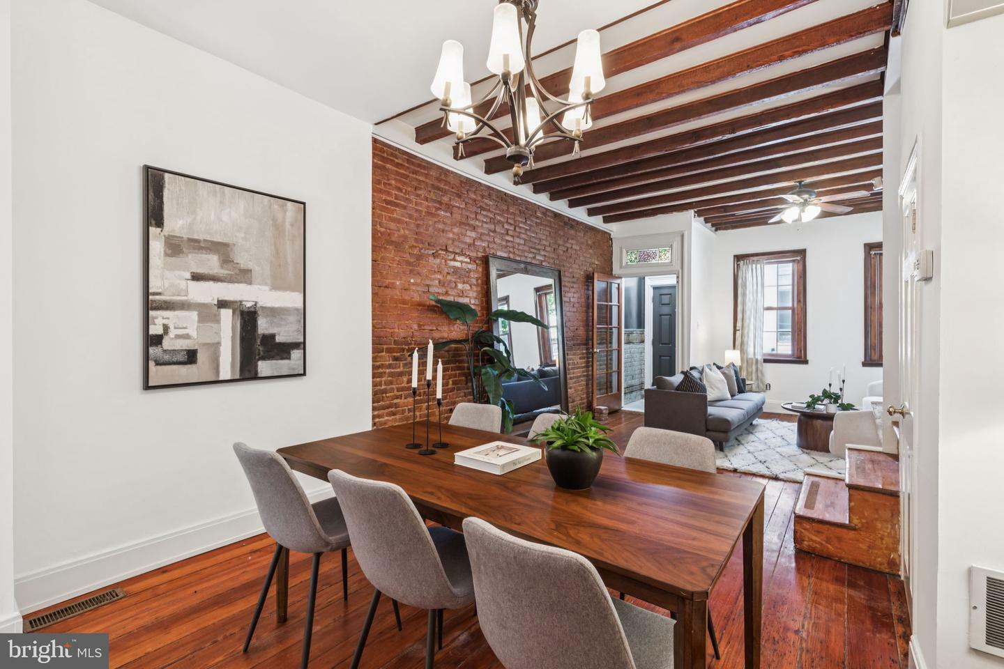 Property Photo:  805 N 5th Street  PA 19123 