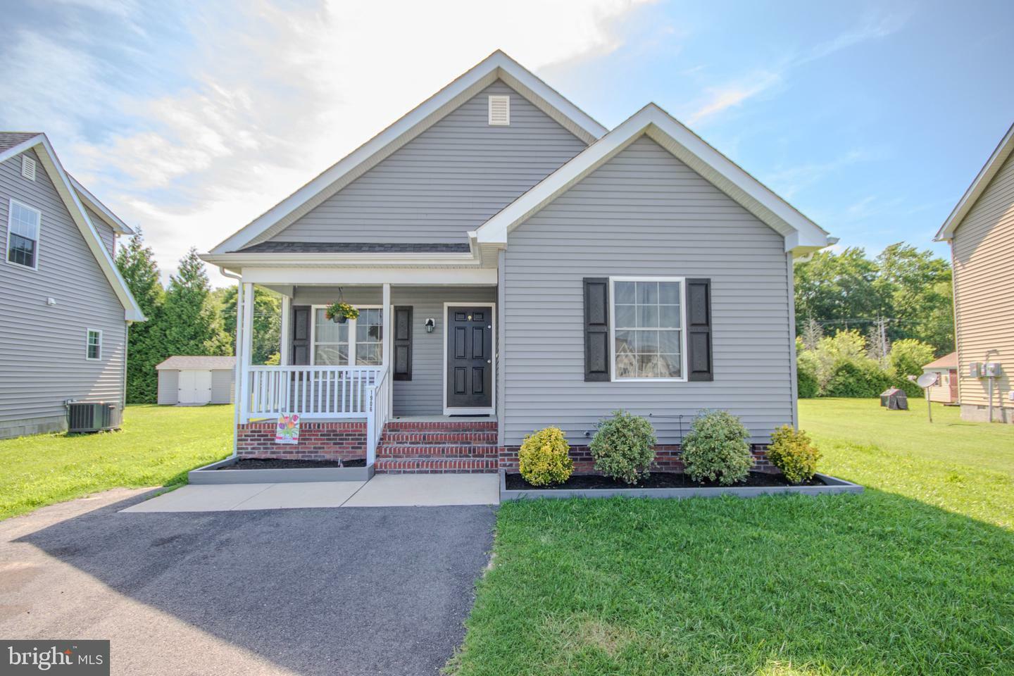Property Photo: 1906 N Old Mill Drive MD 21851