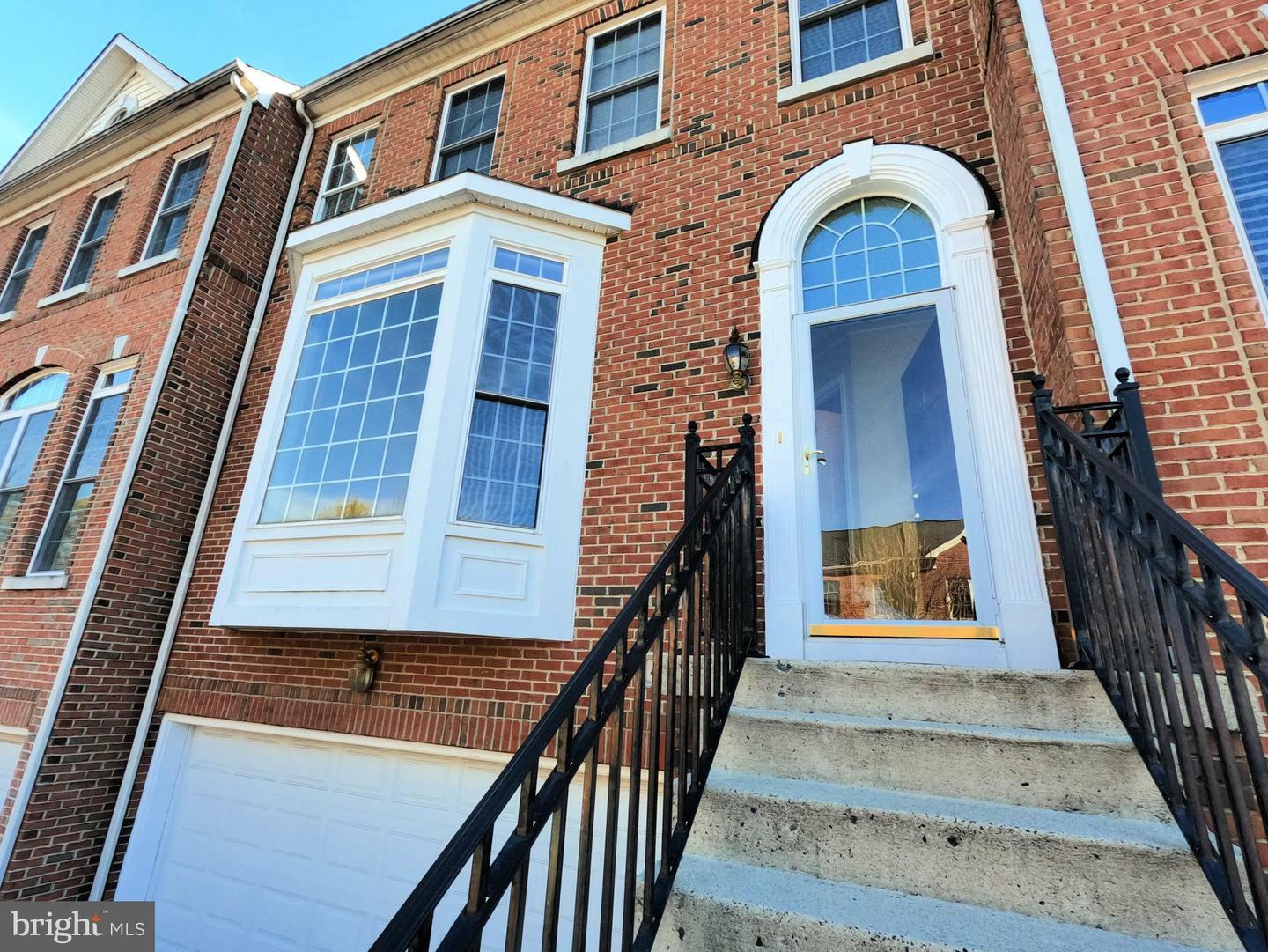 Property Photo: 4211 Lower Park Drive VA 22030
