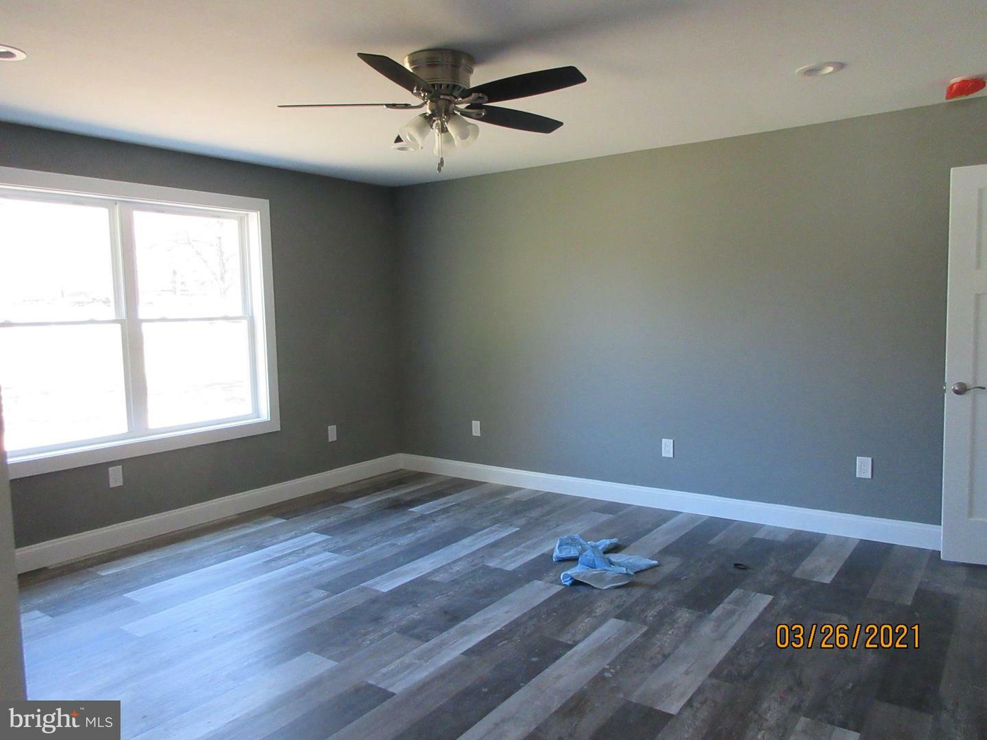 Property Photo: 14 Woodland Drive MD 21146