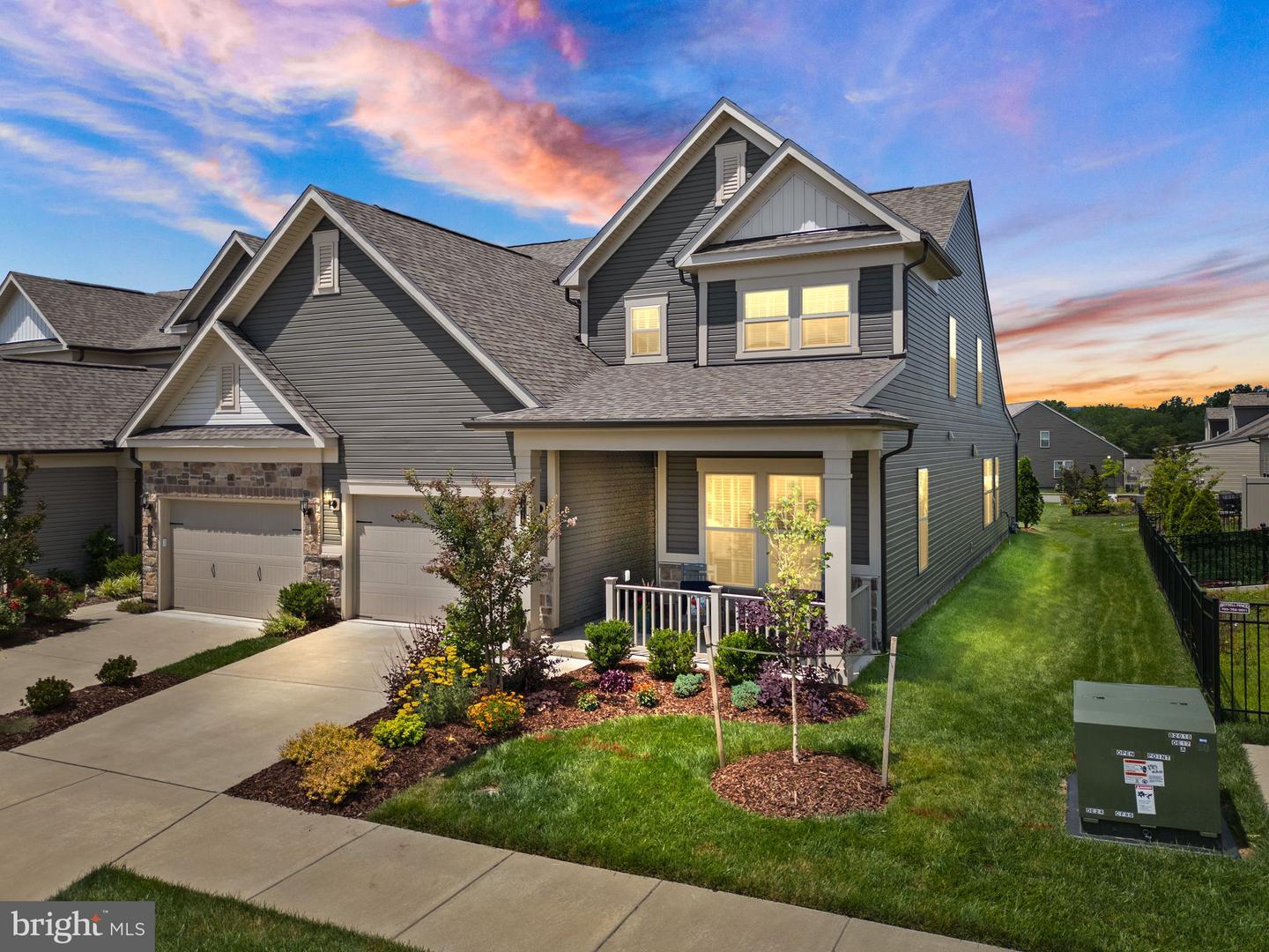 Property Photo: 16072 Calla Lily Lane VA 20169