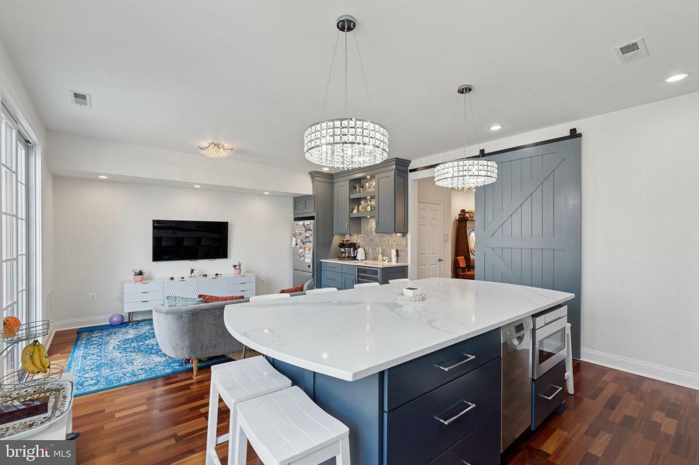 Property Photo: 406 Regatta Drive PA 19146