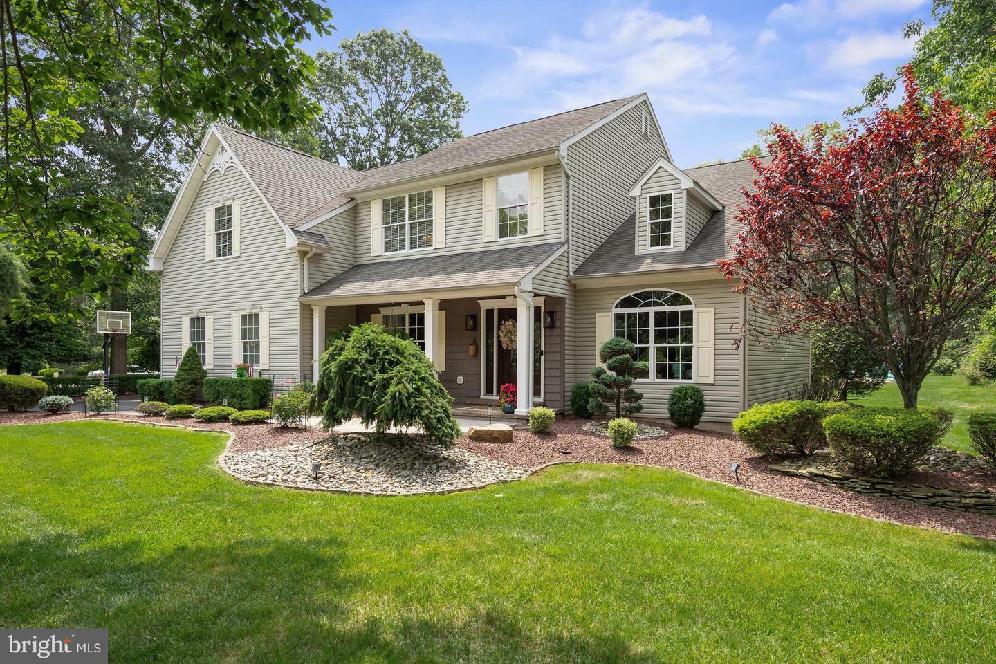 7 Oak Leaf Drive  New Egypt NJ 08533 photo