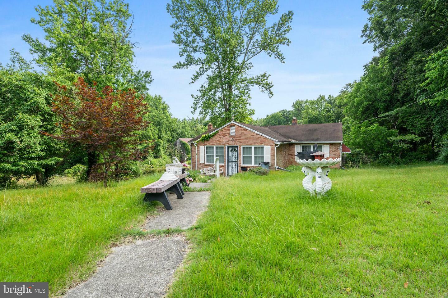 Property Photo: 1325 Pushaw Station Road MD 20689