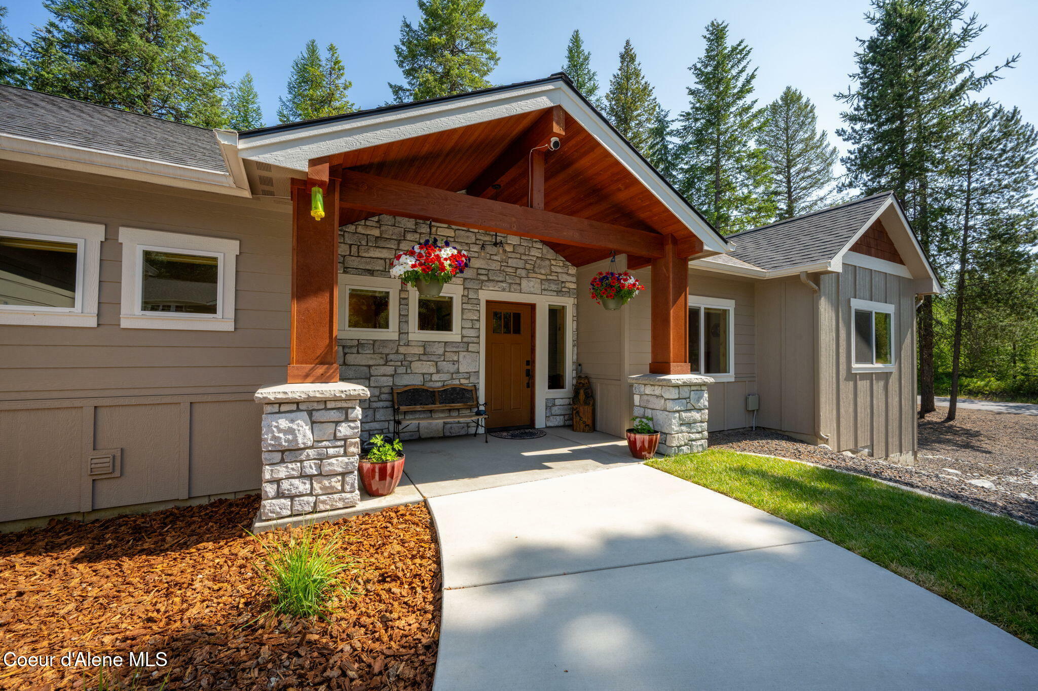 Property Photo:  80 Parkland Dr  ID 83804 